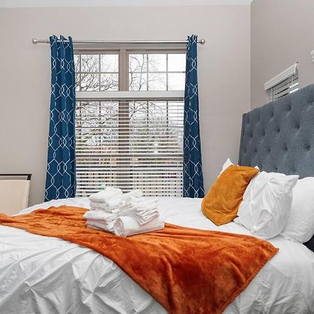 Chic Uptown Unit With Gym, Pool Appartement Charlotte Buitenkant foto