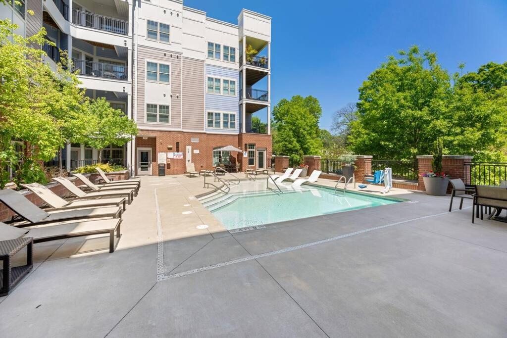 Chic Uptown Unit With Gym, Pool Appartement Charlotte Buitenkant foto
