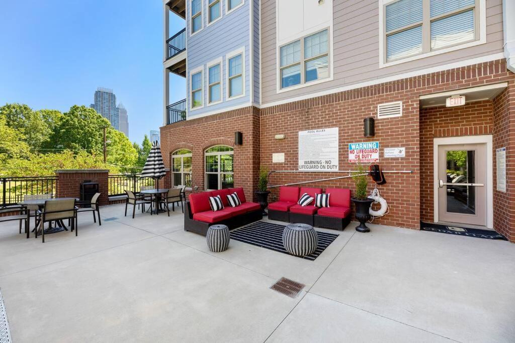 Chic Uptown Unit With Gym, Pool Appartement Charlotte Buitenkant foto